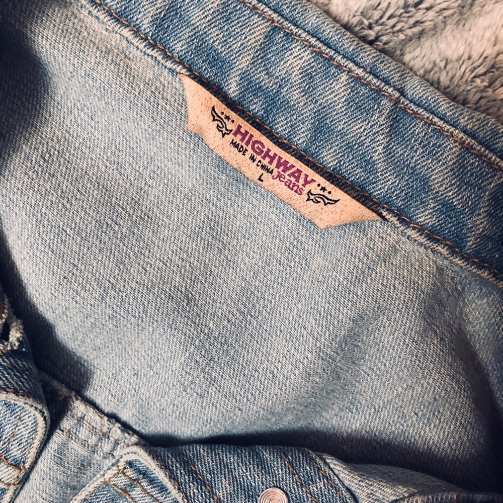 Spring Fever - Jean Jacket ๐ - Picture 3 of 3